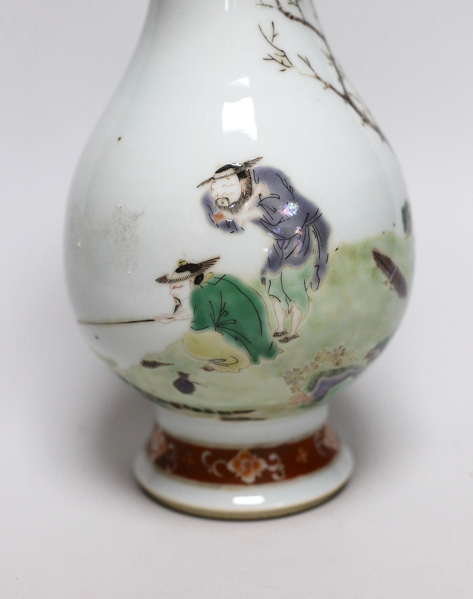 A Chinese ‘fishing’ vase, 23cm